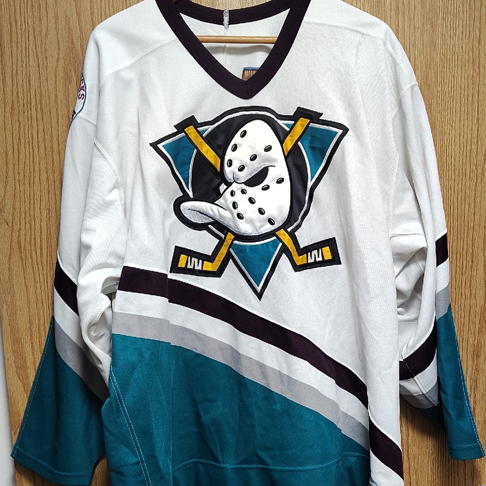 IC COLLECTION Teal and White Sports Jersey